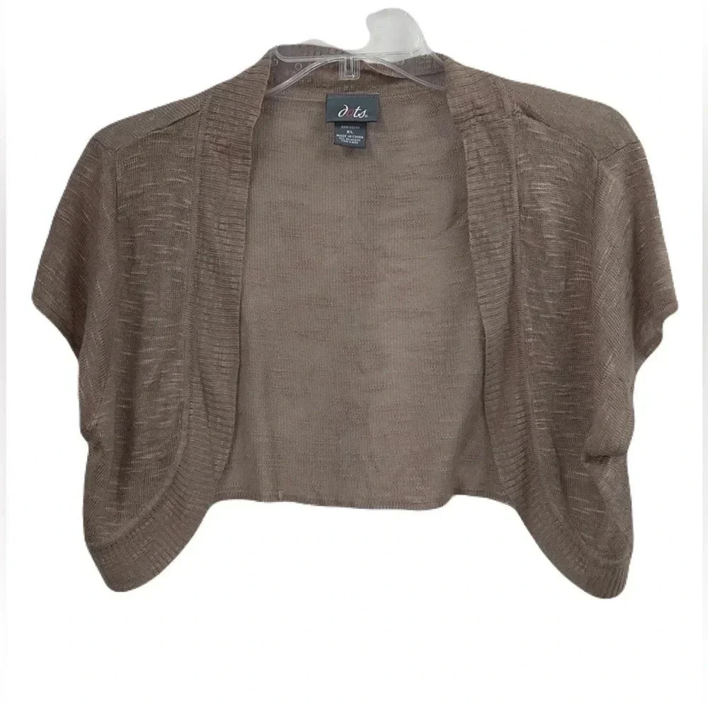 Dots sweater size XL